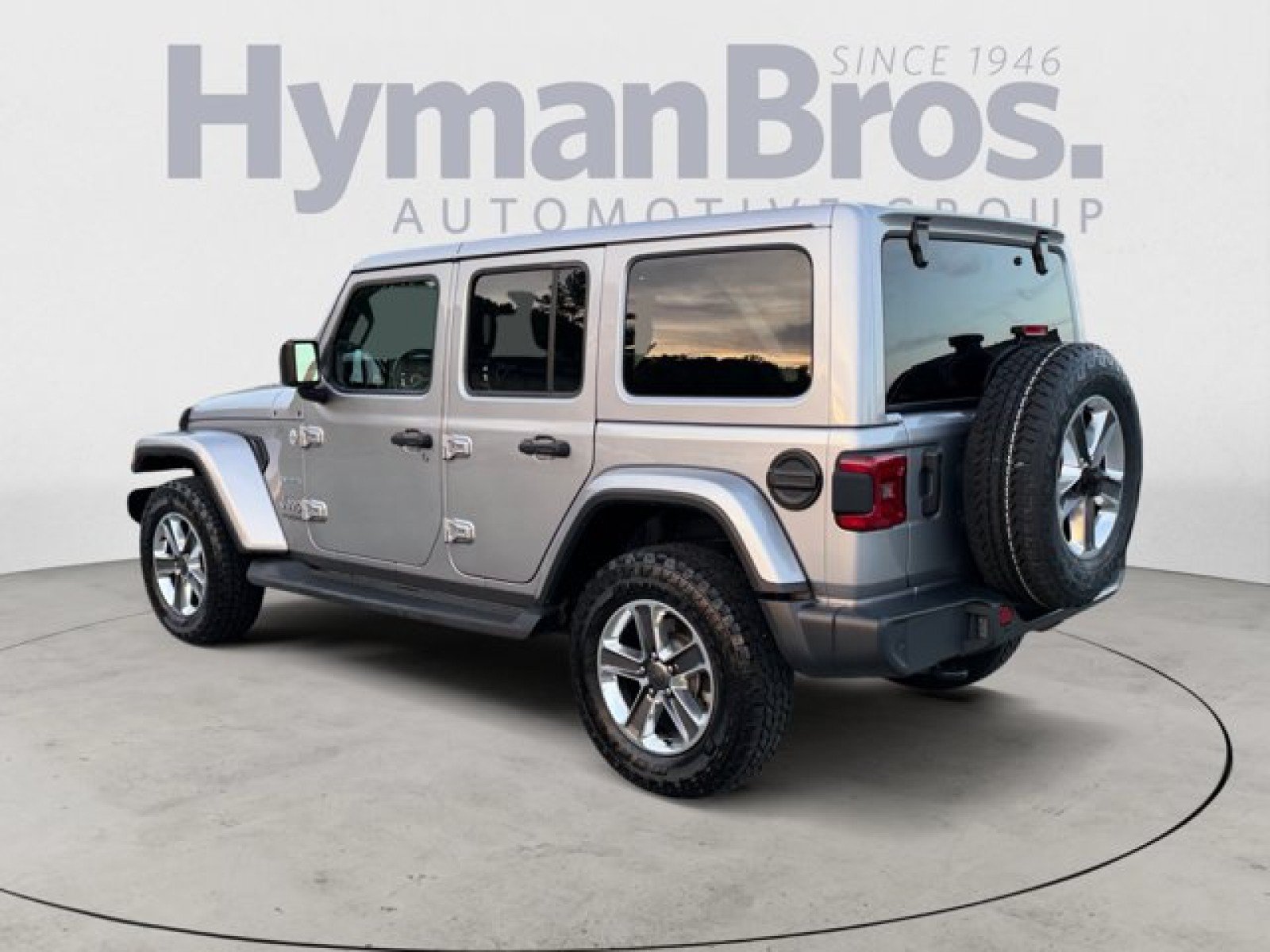 Used 2021 Jeep Wrangler Unlimited Sahara AWD/4WD image 5