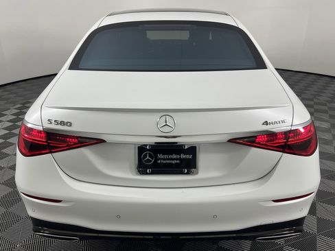 Used 2024 Mercedes-Benz S 580 4MATIC Sedan image 12