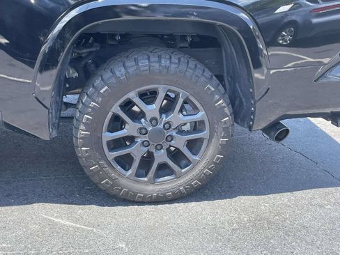 Used 2023 Toyota Tundra Platinum RWD image 13