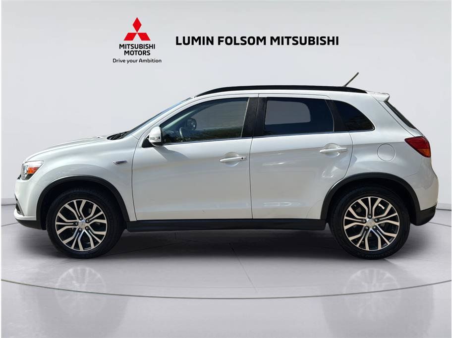 Used 2016 Mitsubishi Outlander Sport SEL FWD image 2