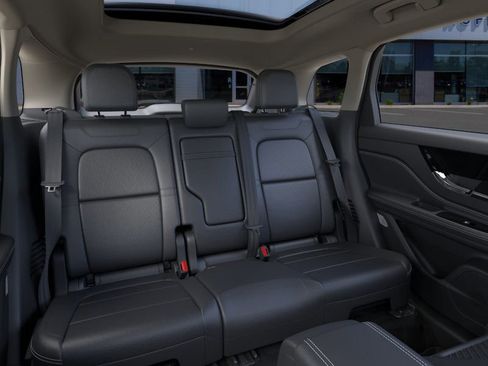 New 2026 Lincoln Corsair Premiere image 11