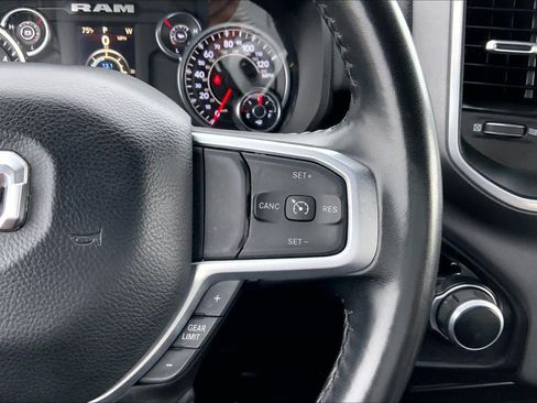 Used 2024 RAM 2500 Big Horn AWD/4WD image 24
