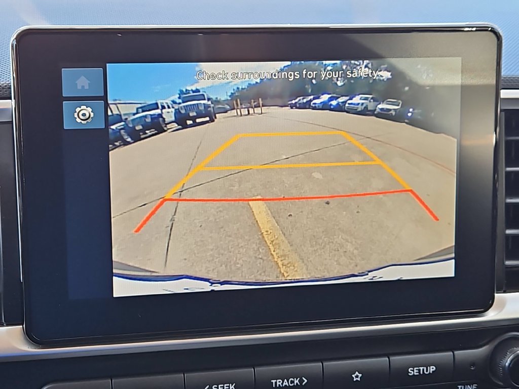 Used 2026 Hyundai Venue SEL FWD image 15