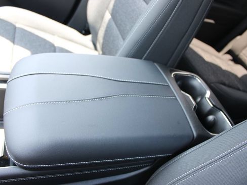 New 2027 Chevrolet Traverse LT w/ Driver Confidence Package FWD image 43