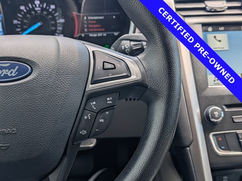Certified 2018 Ford Fusion SE FWD image 24