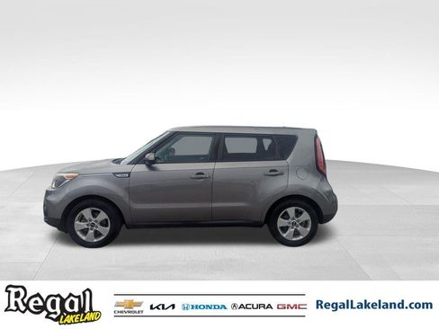 Used 2017 Kia Soul w/ Convenience Package image 5