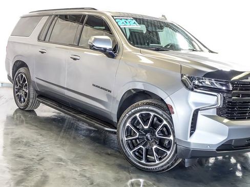 Certified 2021 Chevrolet Suburban RST w/ Luxury Package AWD/4WD image 5