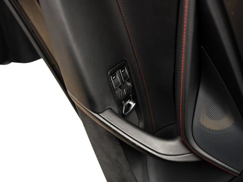 Used 2022 McLaren 720S Performance RWD image 56