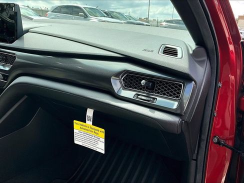 Used 2025 Acura Integra A-Spec FWD image 19