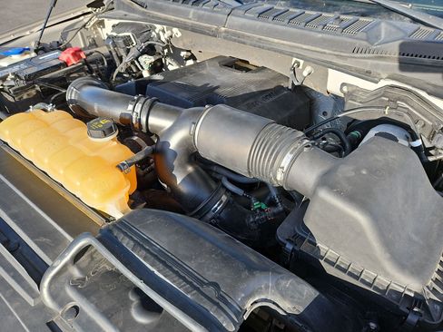 Used 2017 Ford F150 XLT w/ Equipment Group 301A Mid image 34