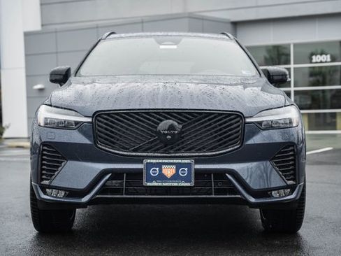 New 2026 Volvo XC60 B5 Ultra w/ Protection Package Premier image 2