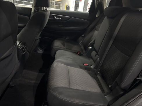 Used 2017 Nissan Rogue S image 28