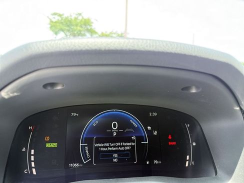Used 2025 Toyota Camry LE FWD image 20