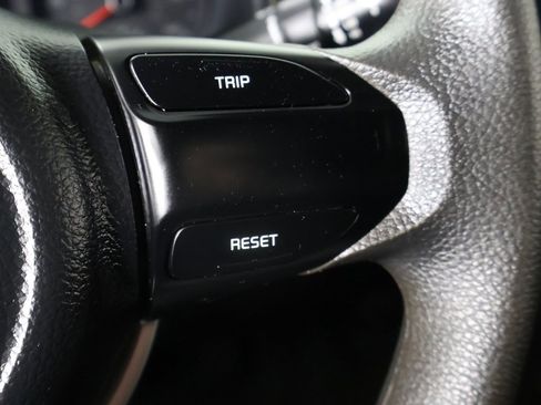 Used 2023 Kia Rio LX image 32