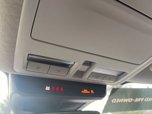 Certified 2025 MAZDA CX-30 AWD 2.5 S w/ Premium Package image 24