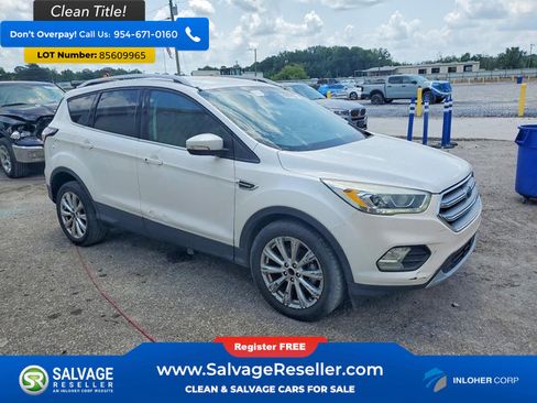 Used 2017 Ford Escape Titanium FWD image 5