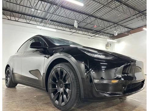 Used 2021 Tesla Model Y Long Range AWD/4WD image 6