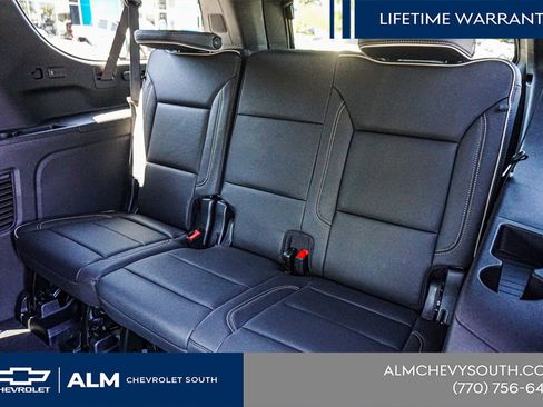 New 2026 Chevrolet Suburban Premier RWD image 20