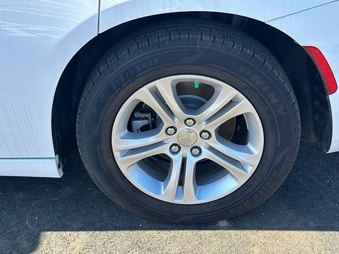 Used 2022 Dodge Charger SXT image 19