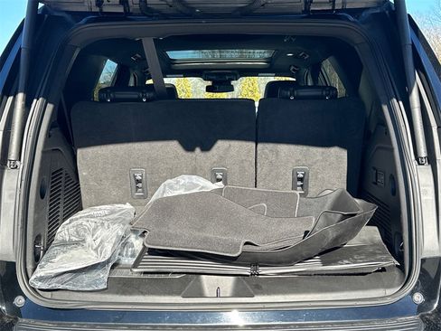 Used 2023 Chevrolet Tahoe RST w/ Luxury Package image 6