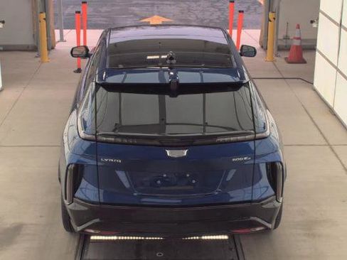 Used 2024 Cadillac Lyriq Sport image 6