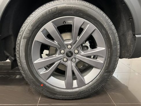 New 2026 Ford Explorer Active w/ Active Comfort Package image 7