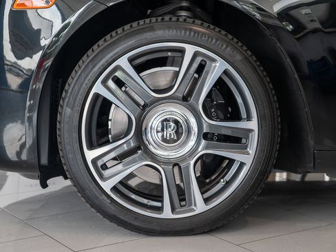 Used 2018 Rolls-Royce Ghost image 7