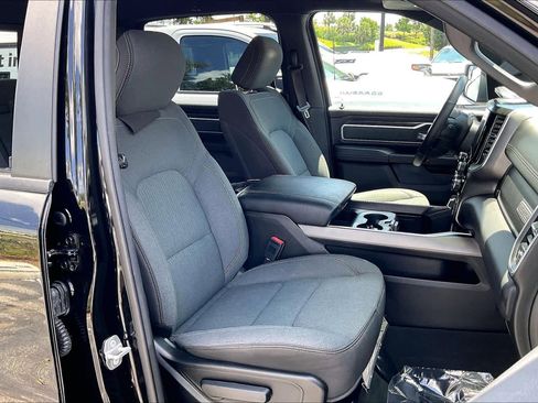 Used 2022 RAM 1500 Big Horn AWD/4WD image 8