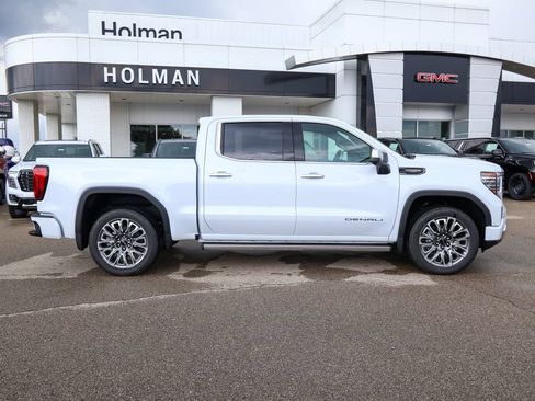 New 2026 GMC Sierra 1500 Denali Ultimate w/ LPO, Black Badging Package AWD/4WD image 2