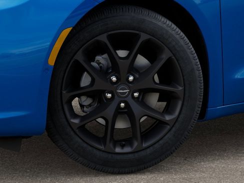 New 2026 Chrysler Pacifica Limited w/ S Appearance Package image 9