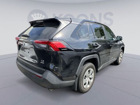 Used 2023 Toyota RAV4 LE AWD/4WD image 5