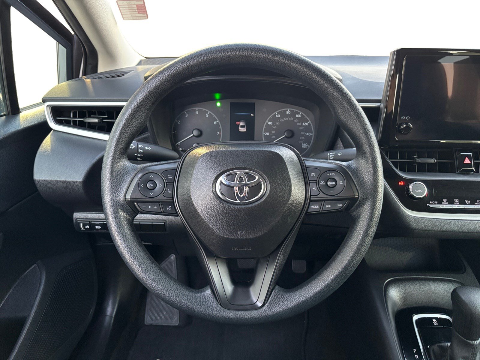 Used 2024 Toyota Corolla LE FWD image 11