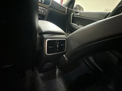 Used 2022 Kia Sportage Nightfall Edition AWD/4WD image 27