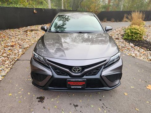Used 2023 Toyota Camry SE image 8