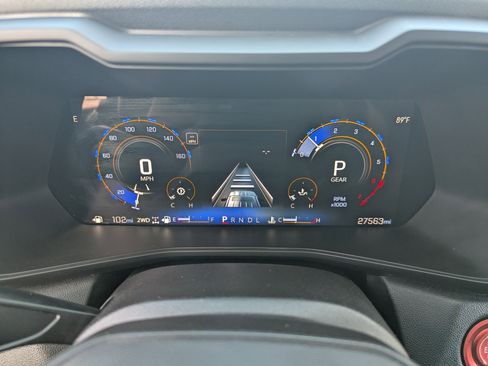 Used 2024 Chevrolet Colorado Trail Boss w/ Technology Package AWD/4WD image 32