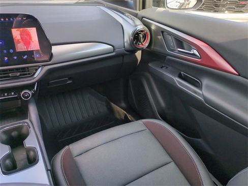 Certified 2024 Chevrolet Equinox EV RS image 19