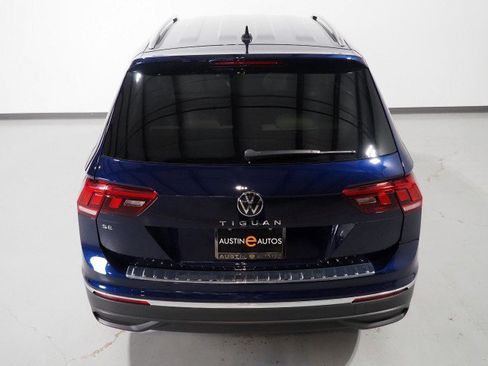 Used 2023 Volkswagen Tiguan SE FWD image 6
