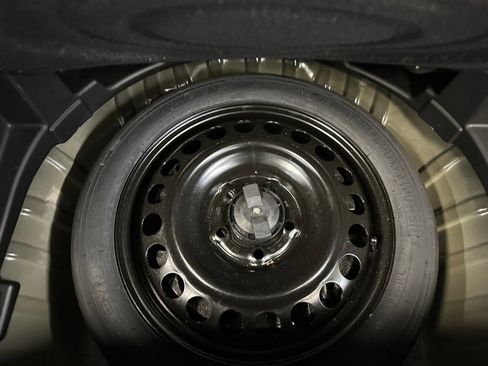 Certified 2023 GMC Terrain SLT w/ LPO, Floor Liner Package image 27