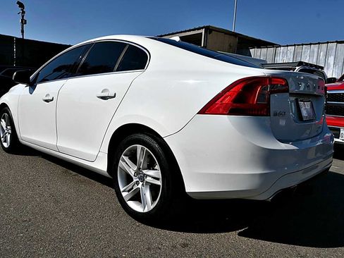 Used 2014 Volvo S60 T5 image 5