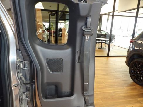 Used 2022 Nissan Frontier S image 21