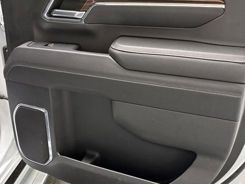 Used 2024 Chevrolet Silverado 2500 LT w/ Convenience Package image 29