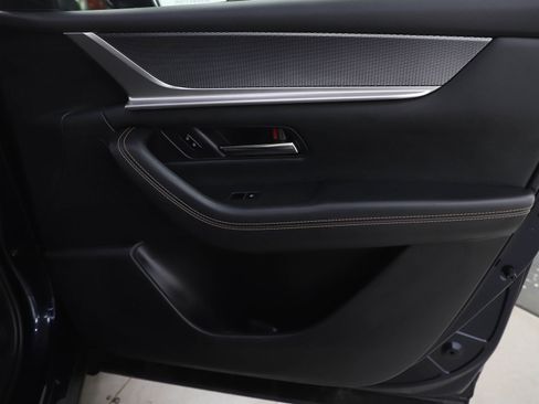 Certified 2024 MAZDA CX-90 3.3 Turbo w/ Preferred Plus image 9