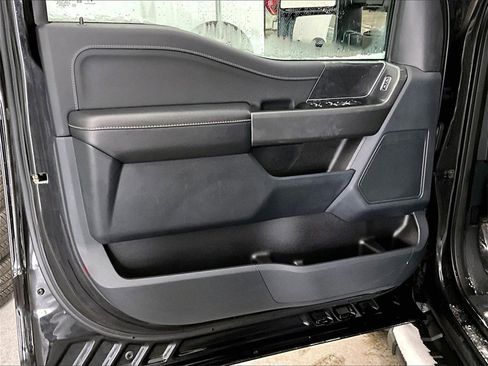 Used 2022 Ford F150 XLT w/ Equipment Group 302A High image 9