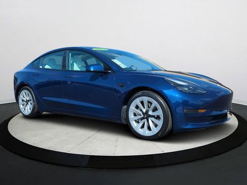 Used 2022 Tesla Model 3 Long Range image 2
