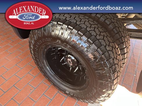 Used 2023 GMC Sierra 3500 Pro w/ Convenience Package image 11