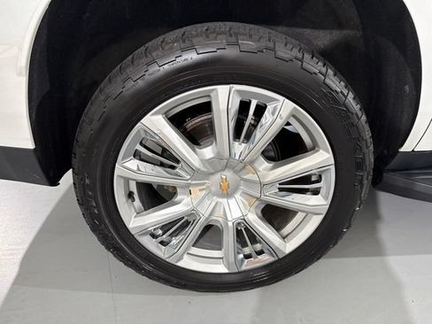 Used 2021 Chevrolet Tahoe High Country AWD/4WD image 11
