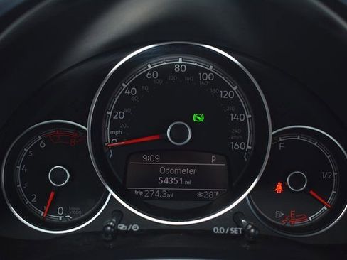 Used 2018 Volkswagen Beetle 2.0T Coast image 18