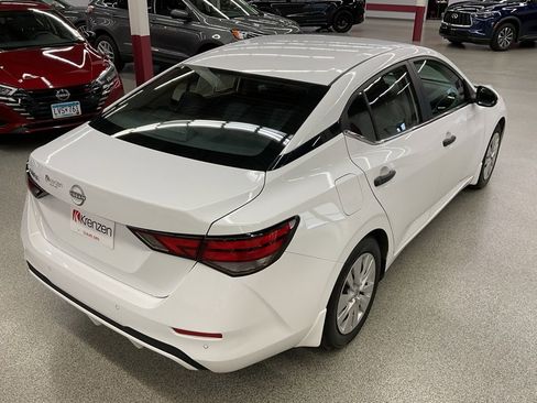 Used 2024 Nissan Sentra S image 5