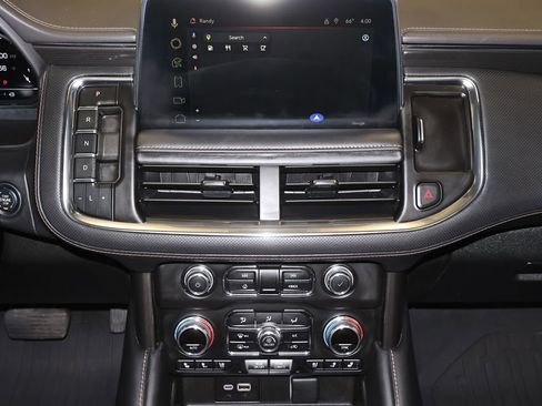 Used 2024 GMC Yukon AT4 w/ Technology Package image 32