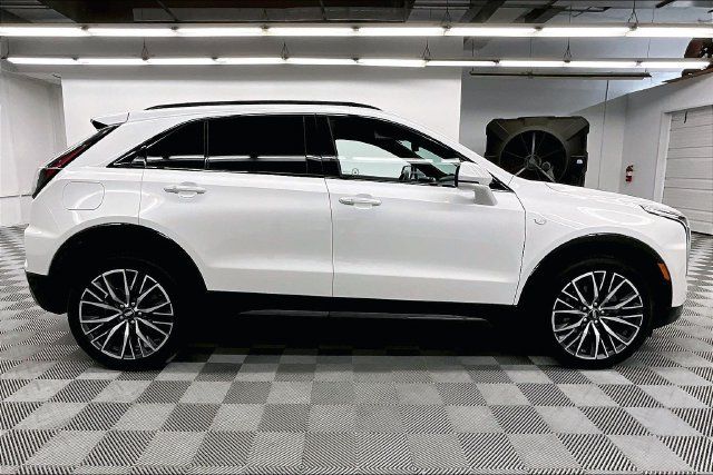 Used 2024 Cadillac XT4 Sport AWD/4WD image 15